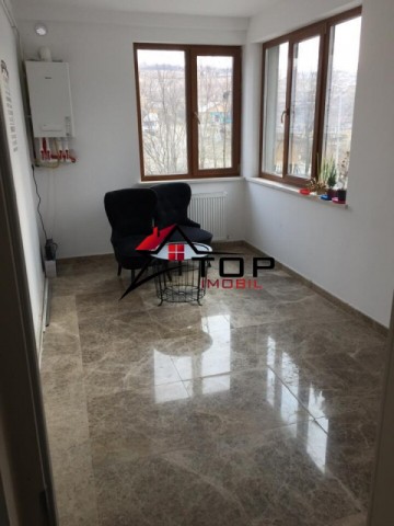 apartament-3-camere-semidecomandat-rediu-0