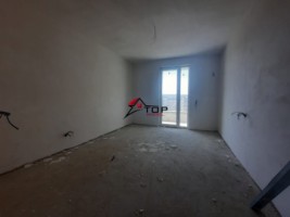 apartament-2-camere-decomandat-pacurari-1