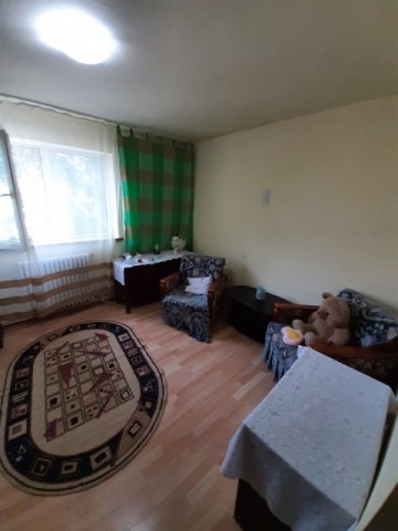 apartament-cu-o-camera-bdmihai-eminescu-et240-mp-mobilatutilat-175-euro-1