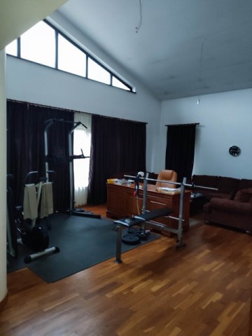 vila-5-camere-zona-petru-rares-demisolparteretaj-pret-negociabil-1