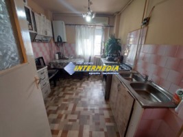 apartament-cu-2-camare-decomandat-de-vanzare-cetate-4