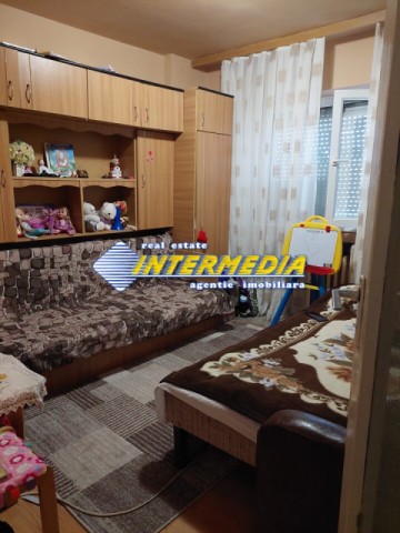 apartament-cu-2-camare-decomandat-de-vanzare-cetate-5