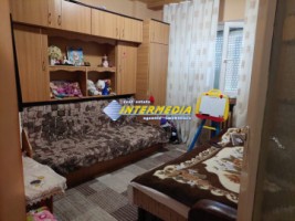 apartament-cu-2-camare-decomandat-de-vanzare-cetate