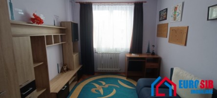 apartament-3-camere-decomandat-in-sibiu-zona-mihai-viteazul-1