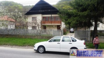 vila-5-camere-teren-800-mp-de-vanzare-in-apa-sarata-campulung-muscel-arges