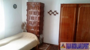 vila-5-camere-teren-800-mp-de-vanzare-in-apa-sarata-campulung-muscel-arges-12