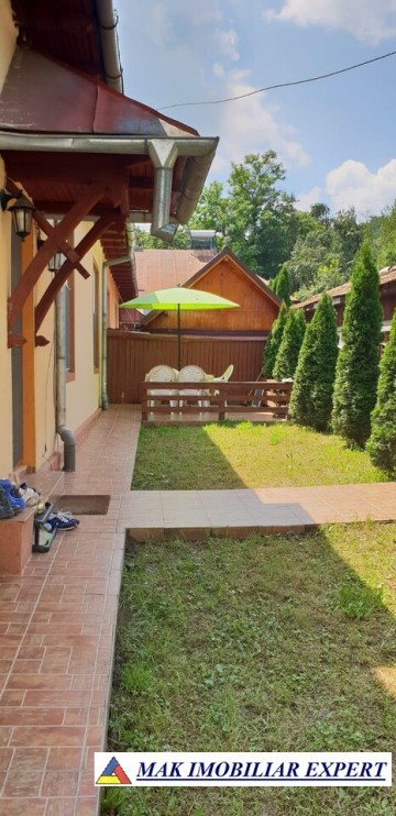 casa-cu-3-camere-si-teren-de-100-mp-de-vanzare-in-cetateni-arges-locuinta-accesibila-intr-o-zona-linistita-1