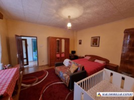 casa-cu-3-camere-si-teren-de-100-mp-de-vanzare-in-cetateni-arges-locuinta-accesibila-intr-o-zona-linistita-9