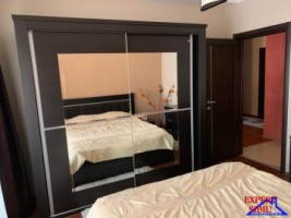inchiriez-apartament-3-camere-de-lux-zona-strand-8