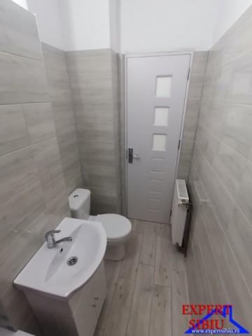 vand-apartament-2-camere-recent-renovatzona-mihai-viteazul-12