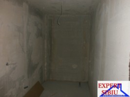 vand-apartament-3-camereconstructie-noua-zona-centrala-6