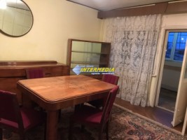 apartament-4-camere-decomandat-de-vanzare-etaj-1-cetatea-carolina-ultracentral-1