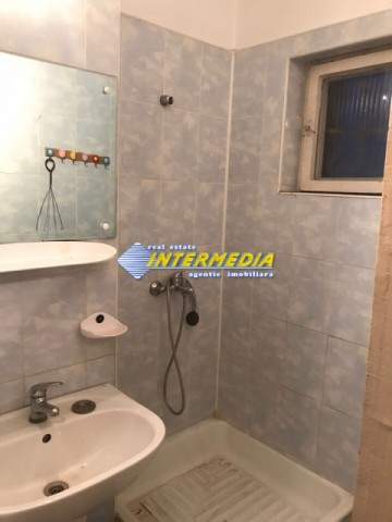 apartament-4-camere-decomandat-de-vanzare-etaj-1-cetatea-carolina-ultracentral-4