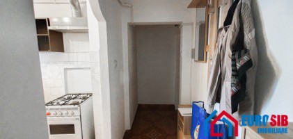 apartament-3-camere-de-vanzare-cu-pivnita-si-pod-zona-ciresica-4