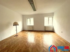 apartament-cu-3-camere-in-sibiu-zona-centrul-istoric-2