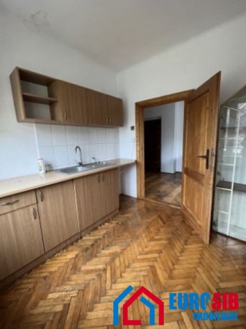 apartament-cu-3-camere-in-sibiu-zona-centrul-istoric-6