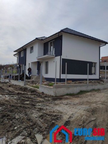 casa-tip-duplex-de-vanzare-in-cisnadie-sibiu-120-mp-utili-1