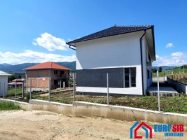 casa-tip-duplex-4-camere-in-cisnadie-sibiu-3