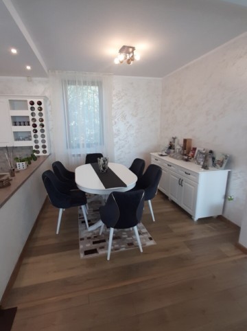 vila-5-camere-lebada-finisaje-de-lux-pret-295000-euro-neg-3