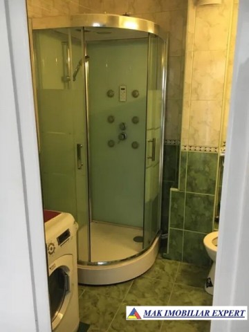 vandut-nongata-apartament-3-camere-cf-1-et-44-campulung-8