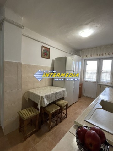 apartament-cu-4-camere-de-vanzare-cetate-foste-proprietati-15