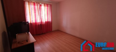 apartament-cu-2-camere-decomandat-in-sibiu-zona-strand-2