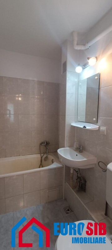 apartament-cu-2-camere-decomandat-in-sibiu-zona-strand-4