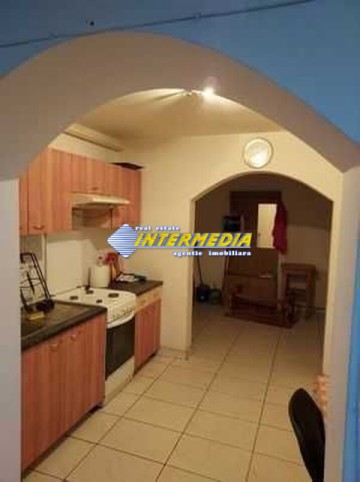 apartament-3-camere-de-vanzare-decomandat-ampoi-3-1