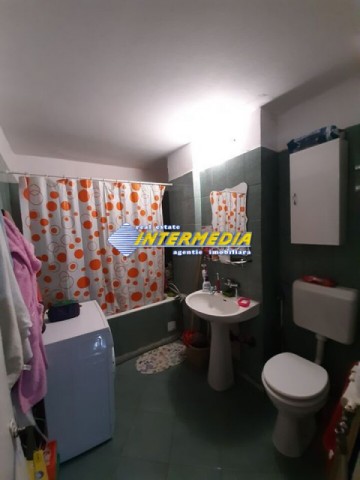 apartament-2-camere-decomandat-de-vanzare-etaj-1-zona-sub-stadion-3