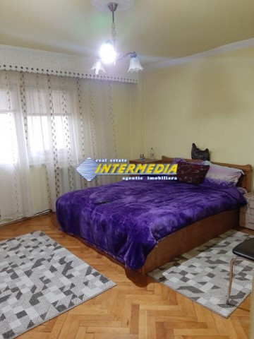 apartament-2-camere-decomandat-de-vanzare-etaj-1-zona-sub-stadion-5