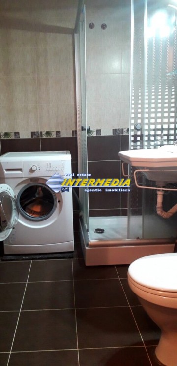 apartament-cu-2-camere-de-inchiriat-in-cetate-1