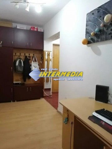 apartament-2-camere-decomandat-de-vanzare-zona-centru-in-alba-iulia-finisat-6
