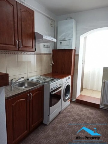 apartament-2-camere-decomandat-mobilat-zona-cetate
