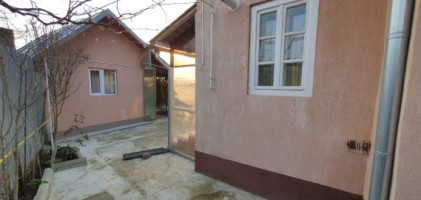 valea-calugareasca-casa-2cam-anexe-teren-1300mp-40000-eu-1
