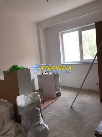 de-vanzare-apartament-4-camere-decomandate-2-bai-balcon-mare-ampoi-3-8