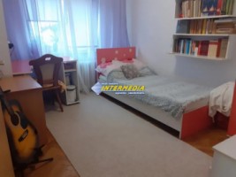 apartament-3-camere-de-vanzare-cetate-etaj-1-3