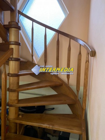 casa-tip-duplex-finisat-mobilat-si-utilat-de-vanzare-in-cetate-3