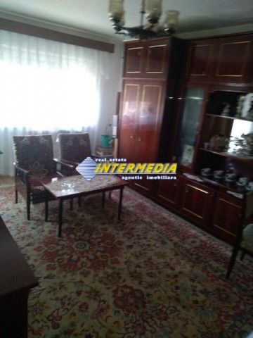 apartament-2-camere-decomandat-zona-tolstoi-1