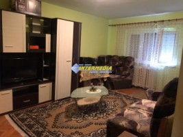 apartament-cu-3-camere-decomandat-de-inchiriat-alba-iulia-zona-cetate-mercur-0