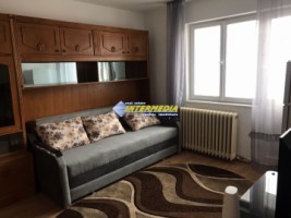 apartament-de-inchiriat-2-camere-zona-cetate-5