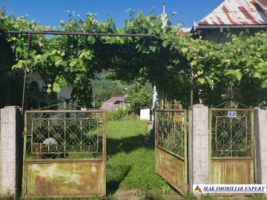 casa-4-camere-teren-900-mp-de-vanzare-in-corbi-arges-ideala-pentru-locuinta-de-familie