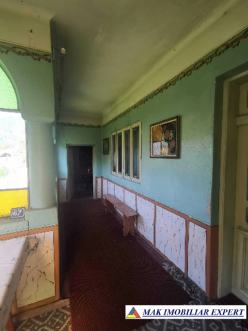 casa-4-camere-teren-900-mp-de-vanzare-in-corbi-arges-ideala-pentru-locuinta-de-familie-4