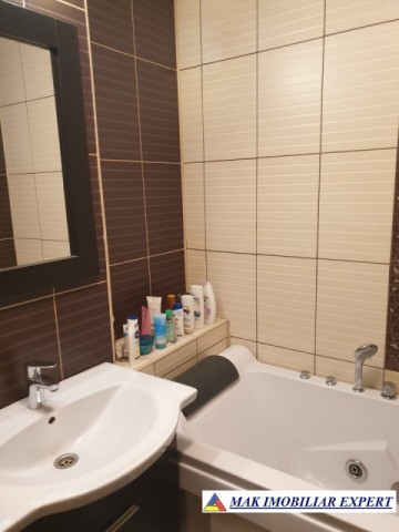 ocupat-feb-2024-apartament-3-camere-cf-1-et-p4-campulung-15