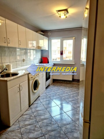 apartament-cu-2-camere-decomandat-de-inchiriat-in-cetate-zona-mercur-etaj-1-2