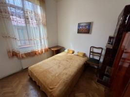 central-z-praga-parter-la-casa-cu-curte-150mp-la-500euluna-2