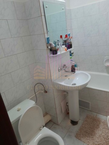 de-vanzare-apartament-cu-2-camere-zona-tudor-vladimirescu-cu-garaj-langa-bloc-7