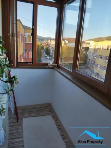 apartament-4-camere-zona-cetate-7