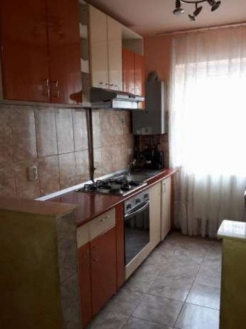 apartament-cu-2-camere-de-inchiriat-in-alba-alba-iulia-1