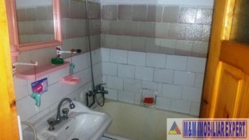 apartament-3-camere-confort-2-etaj-44-de-vanzare-in-visoi-campulung-muscel-arges-23