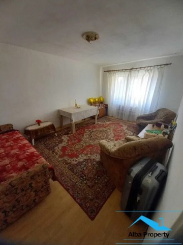 apartament-3-camere-decomandat-etaj-01-1